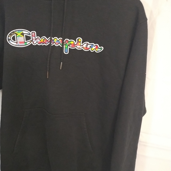 Champion Black and Gray Sweatshirt with Sporty Design - Picture 2 of 8